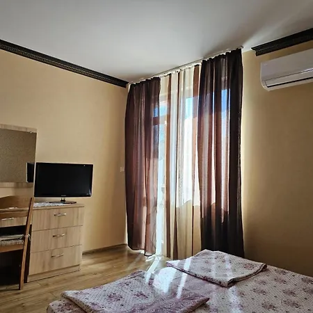 Appartement Marinela 2 *